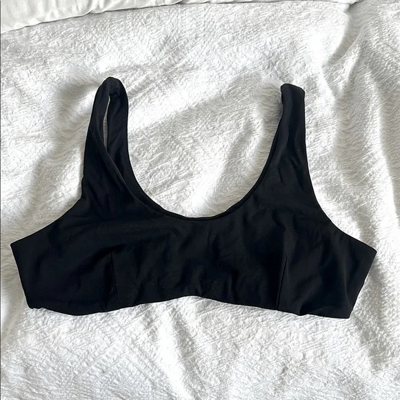 🆕 NWOT Alena Sculpt Micro Bra Top - Picture 1 of 4